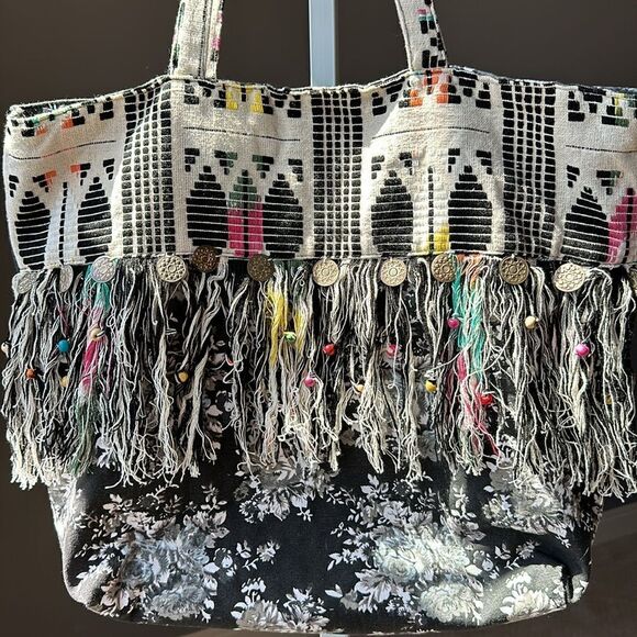 AMERICA & BEYOND Women's Cotton Floral Fringe Medallion Boho Tote Bag Black - Picture 3 of 16